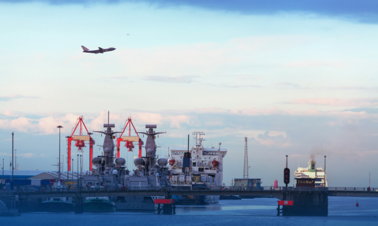 Imagem para ilustrar conteúdo sobre qual modal escolher? Marítimo ou Aéreo?